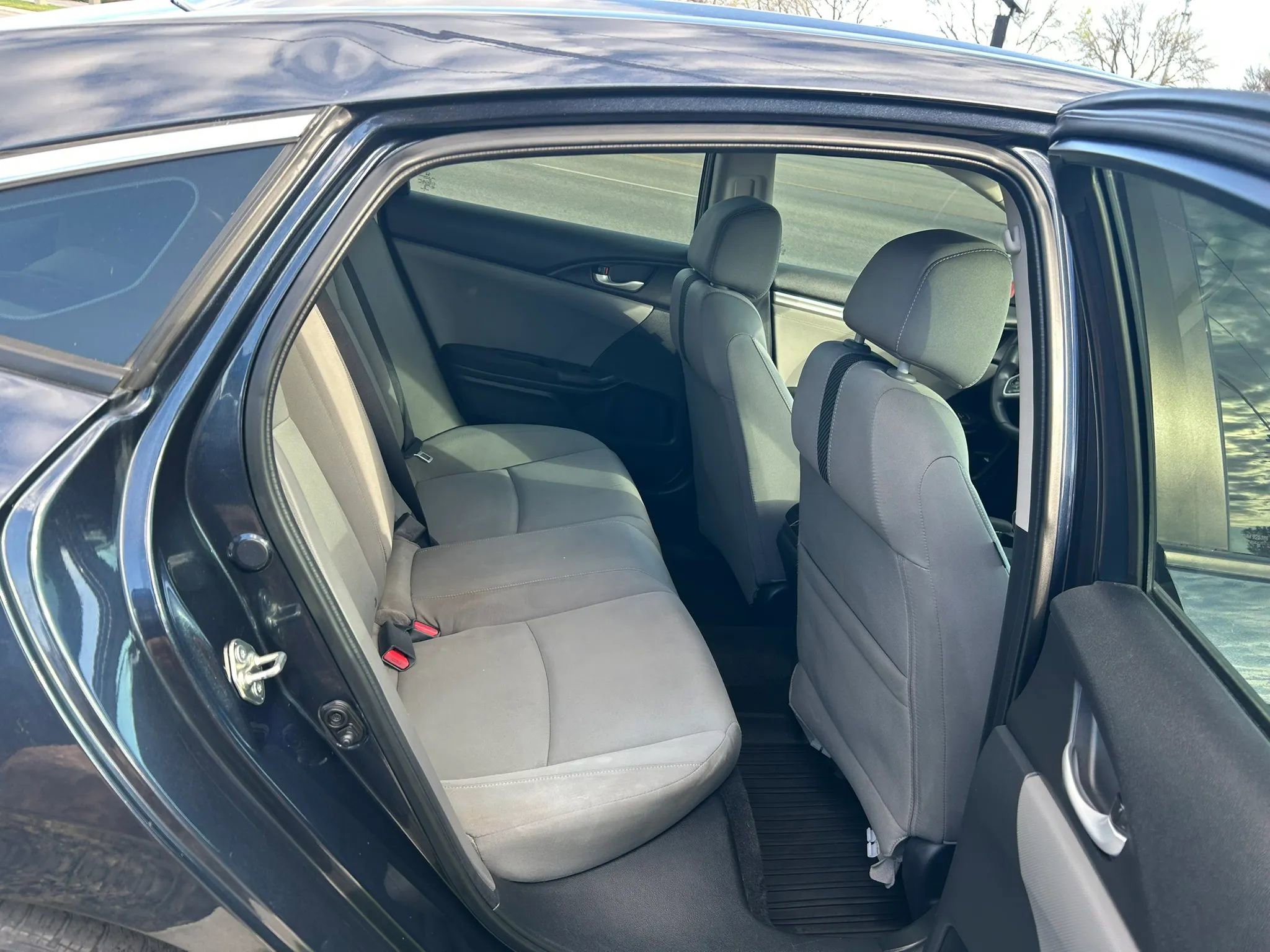 Used 2016 Honda Civic EX-T image 6