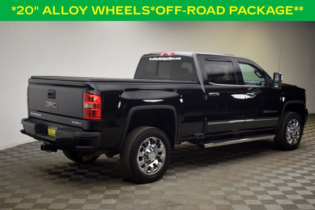 Used 2016 GMC Sierra 2500 Denali w/ Driver Alert Package image 8