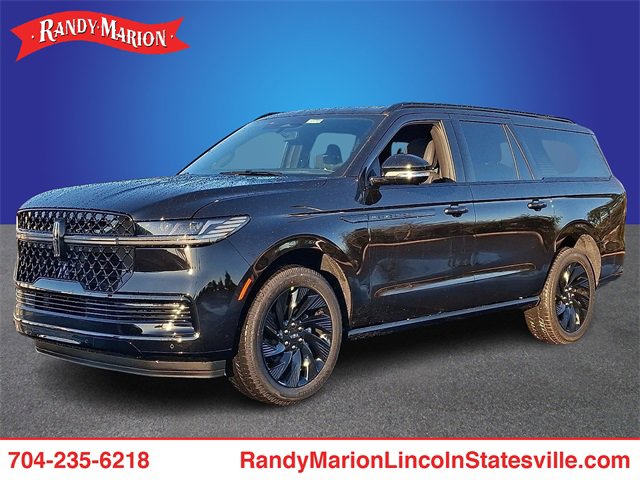New 2025 Lincoln Navigator L Reserve w/ Jet Appearance Package