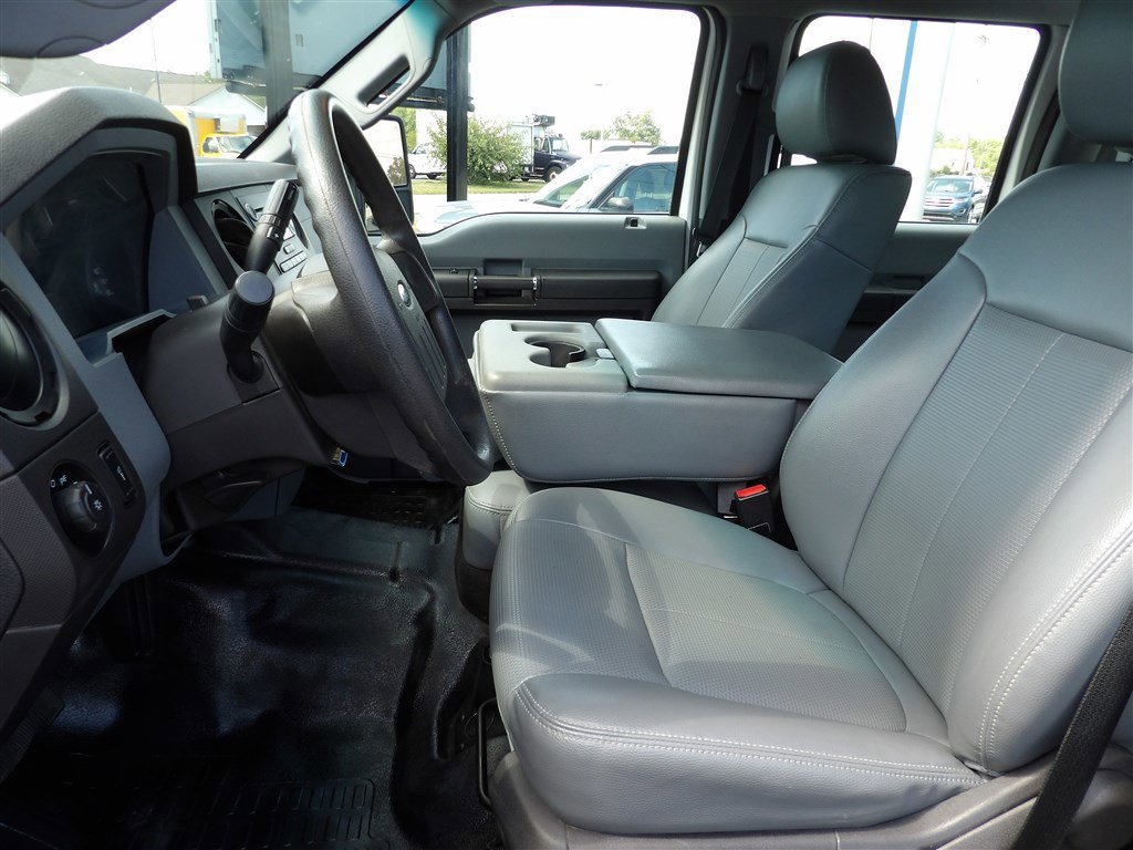 Used 2015 Ford F250 XL w/ Power Equipment Group image 18