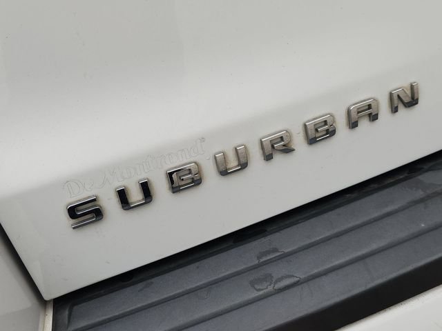 Used 2018 Chevrolet Suburban LT w/ LT Signature Package RWD image 32