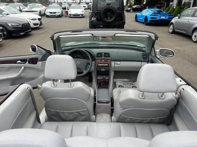 Used 2000 Mercedes-Benz CLK 320 Cabriolet image 11
