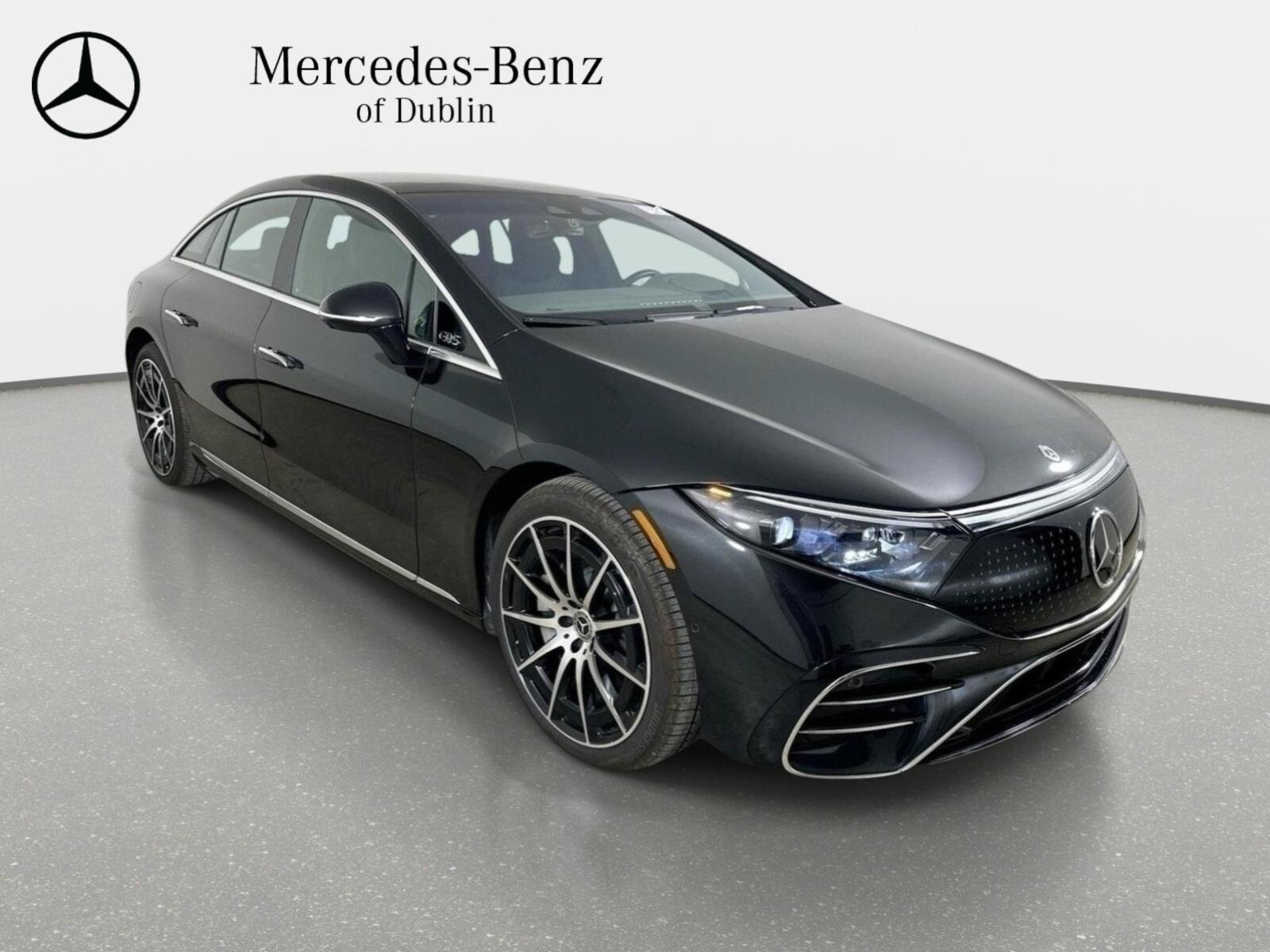 Certified 2023 Mercedes-Benz EQS 580 4MATIC Sedan w/ Exclusive Trim Package image 3