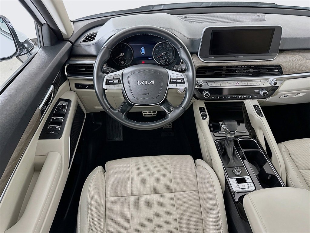 Certified 2022 Kia Telluride SX image 3