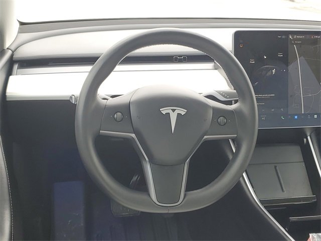 Used 2021 Tesla Model Y Long Range image 11