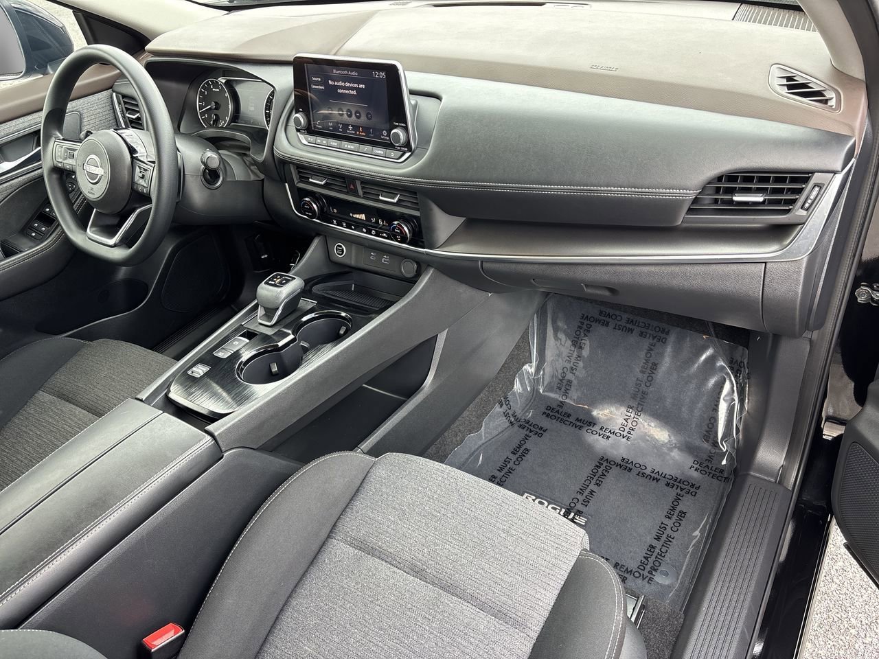 Used 2023 Nissan Rogue SV FWD image 11