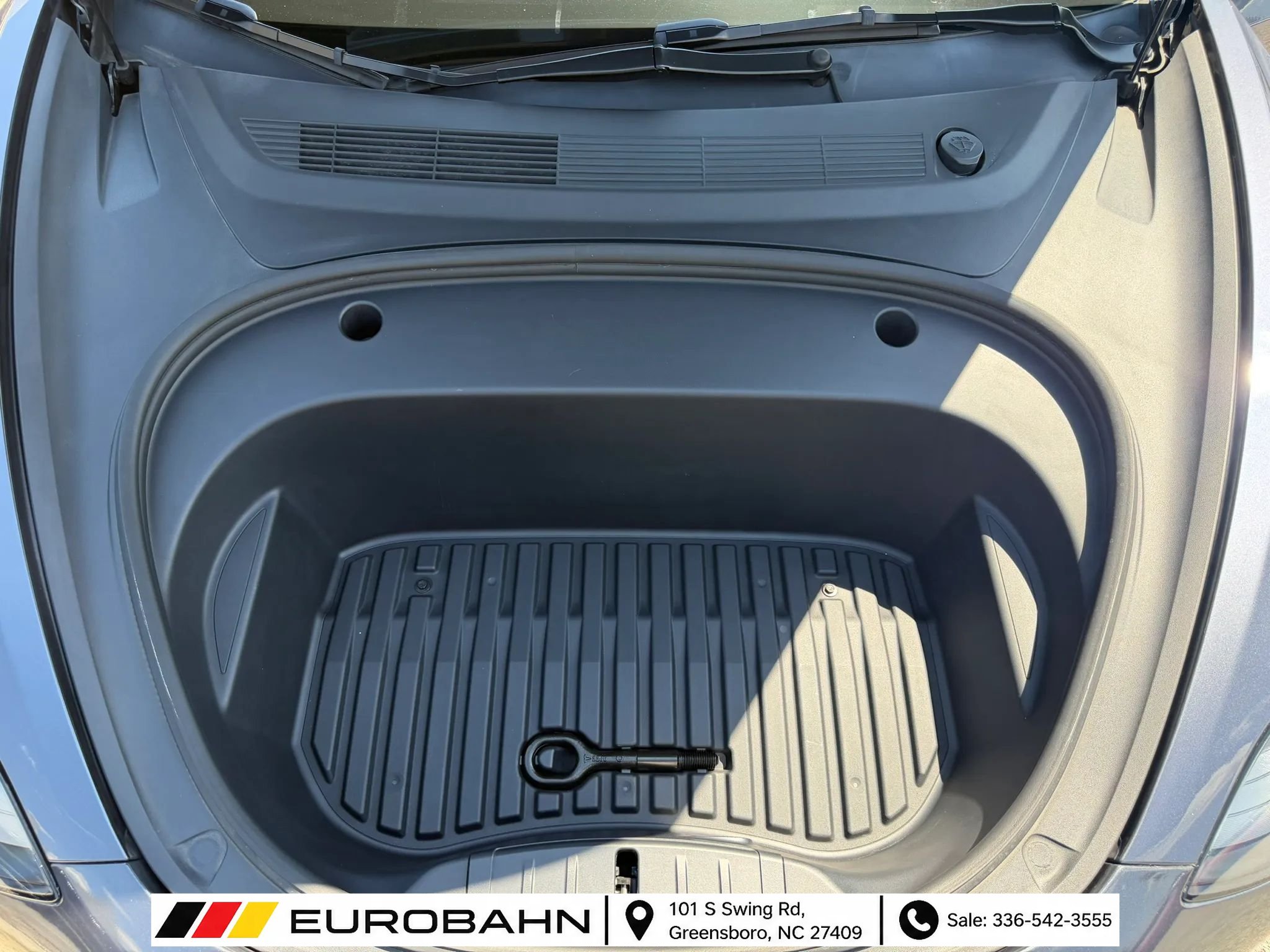 Used 2023 Tesla Model 3 Standard Range RWD image 33