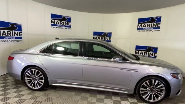 Used 2020 Lincoln Continental Reserve w/ Luxury Package AWD/4WD image 2