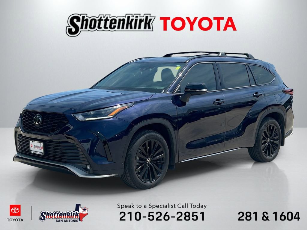 Used 2025 Toyota Highlander XSE