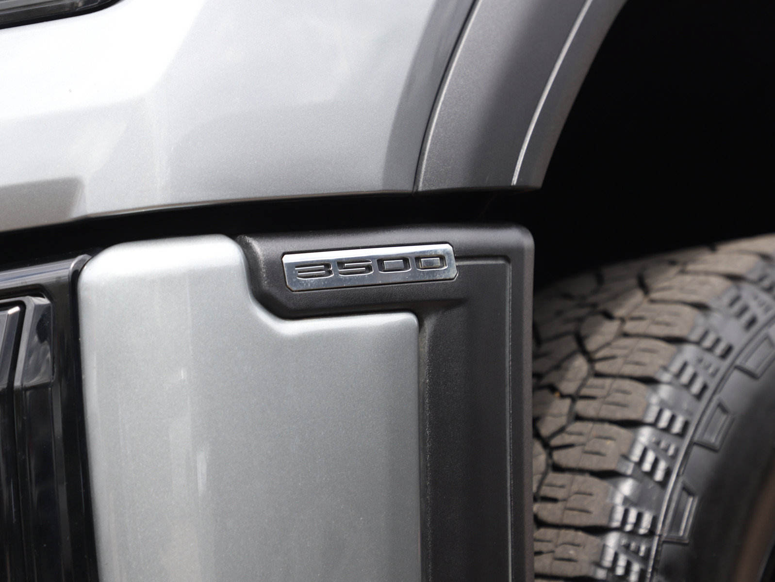 Used 2025 GMC Sierra 3500 AT4 w/ AT4 Premium Plus Package AWD/4WD image 34