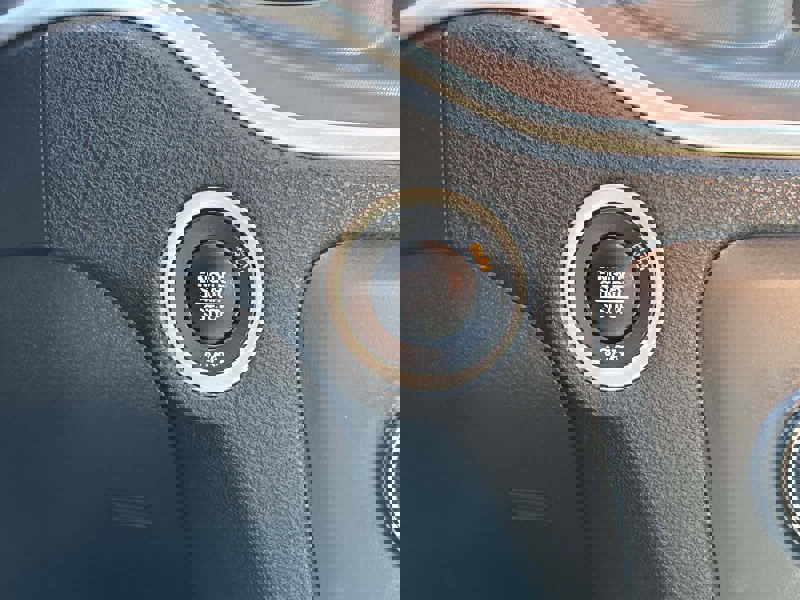 Used 2022 Dodge Charger SXT w/ Navigation & Travel Group image 28