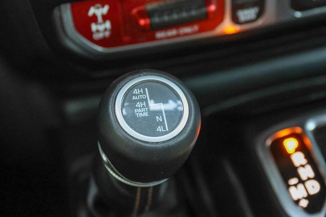 Used 2023 Jeep Wrangler Unlimited Rubicon 392 image 24