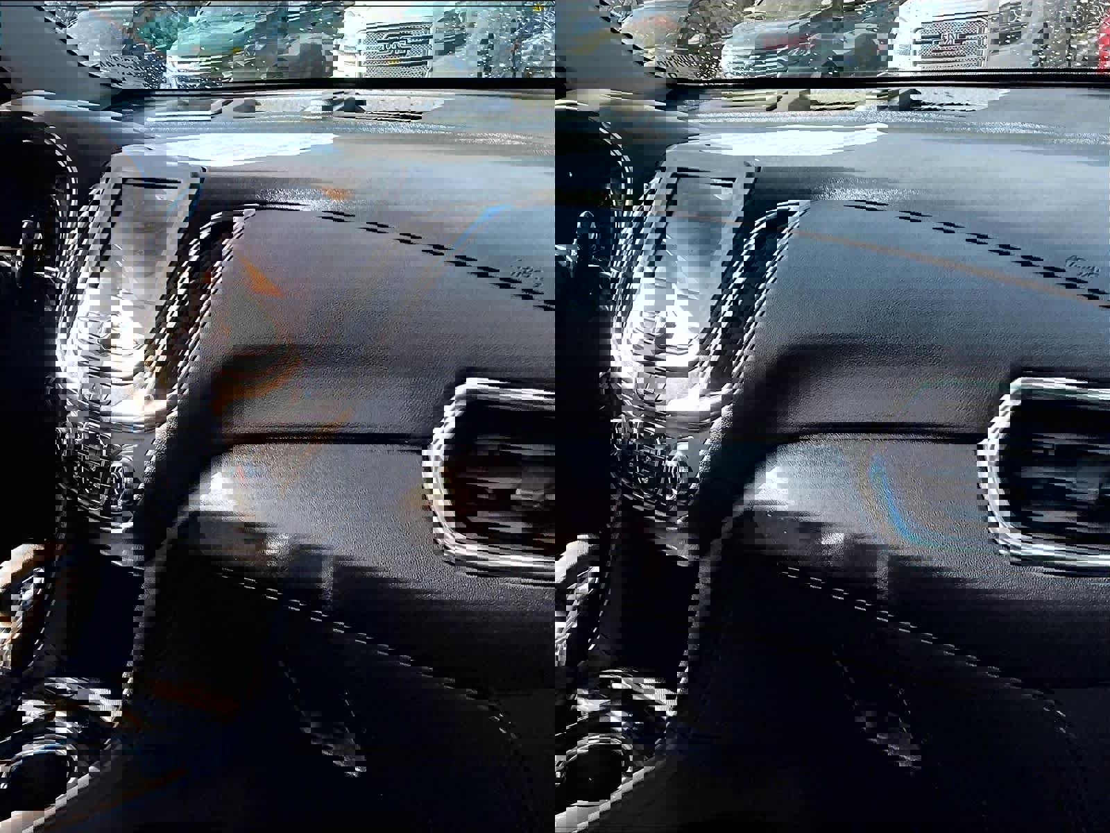 Used 2024 Chevrolet Equinox LT image 21