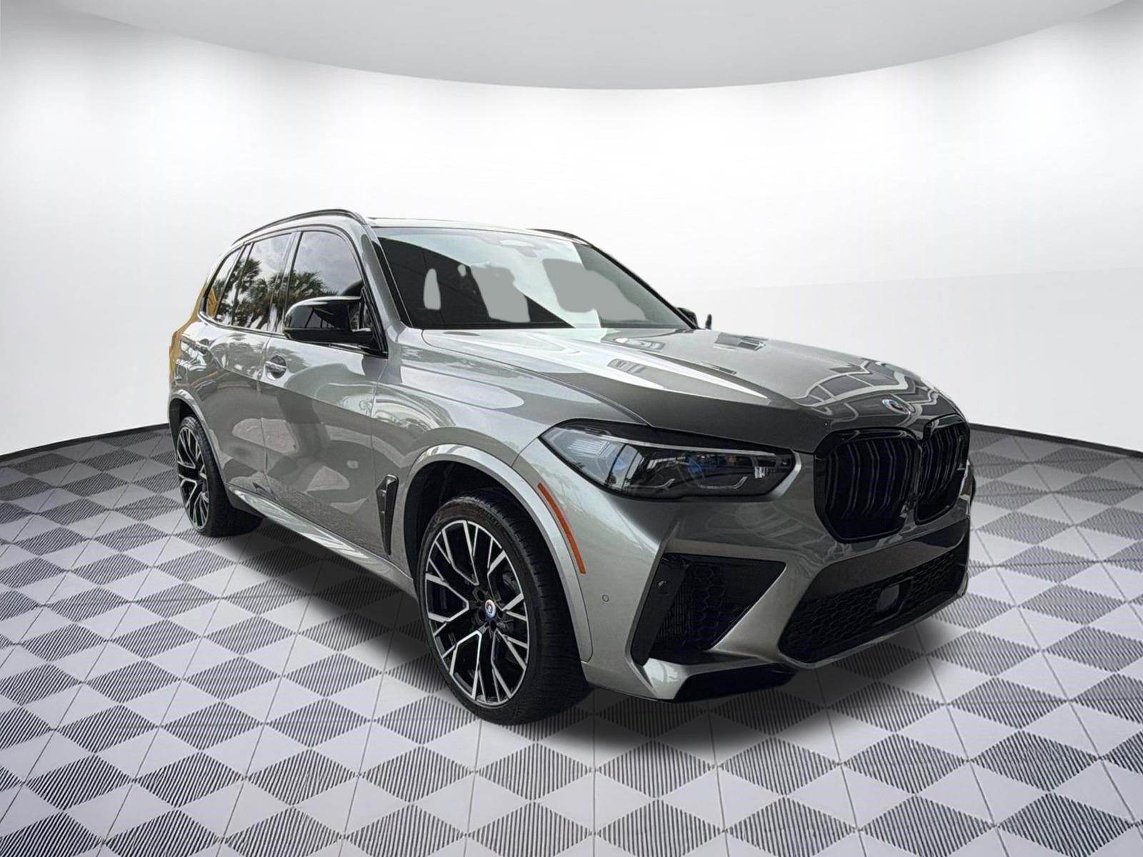 Used 2022 BMW X5 M w/ Competition Package 2 AWD/4WD image 7
