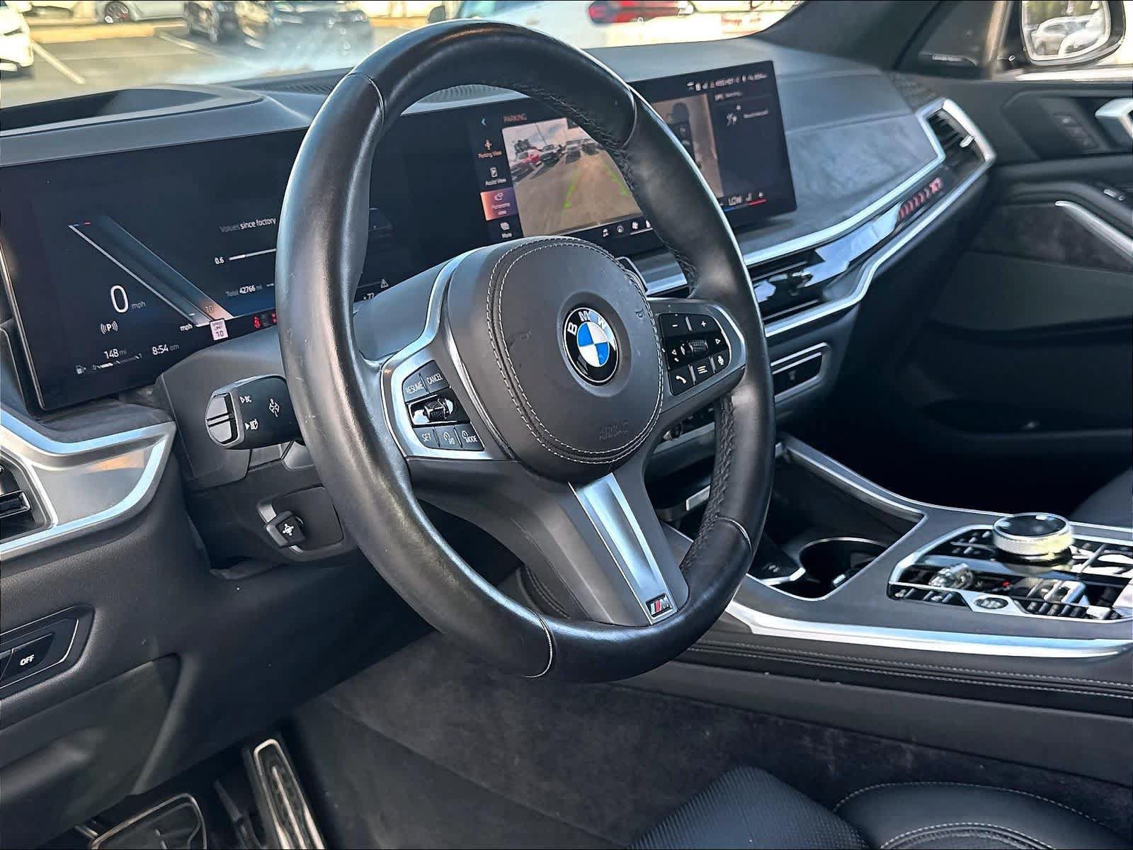 Used 2024 BMW X7 xDrive40i w/ M Sport Package AWD/4WD image 18
