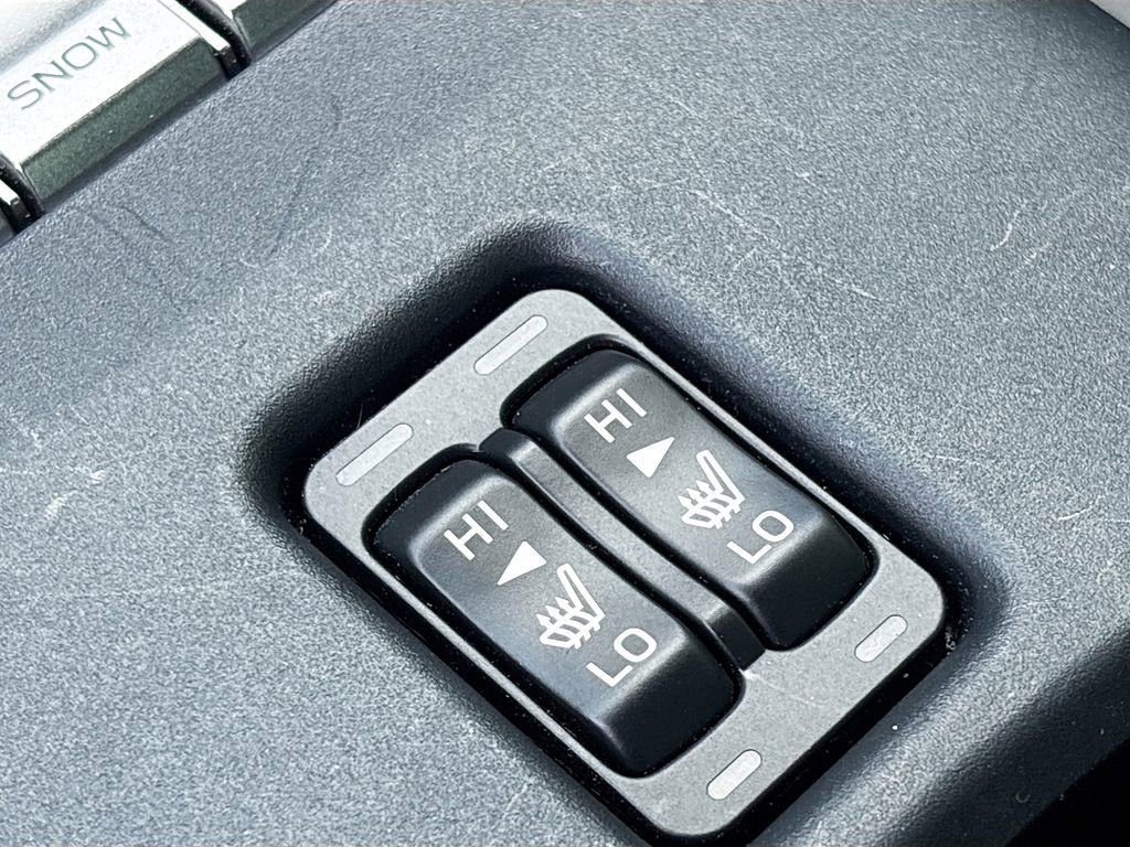 Used 2025 Toyota GR86 Premium w/ Performance Package image 19