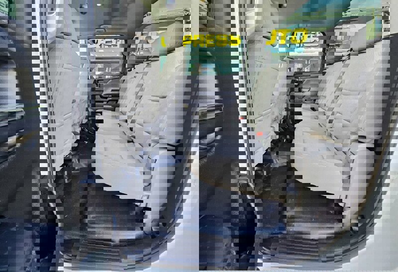 Used 2018 Chevrolet Silverado 2500 W/T w/ WT Fleet Convenience Package image 13