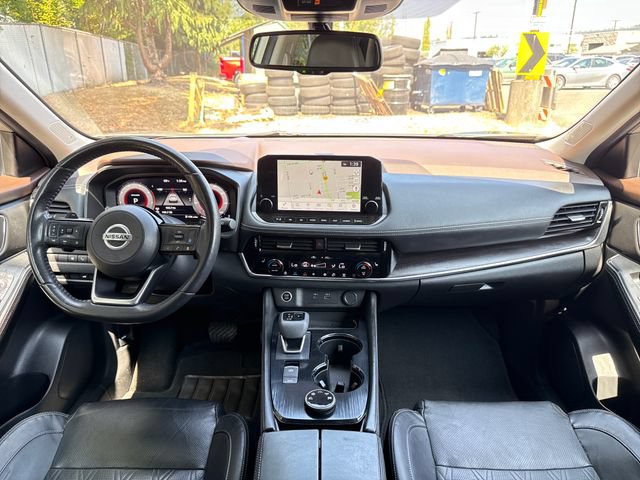 Used 2021 Nissan Rogue Platinum AWD/4WD image 12