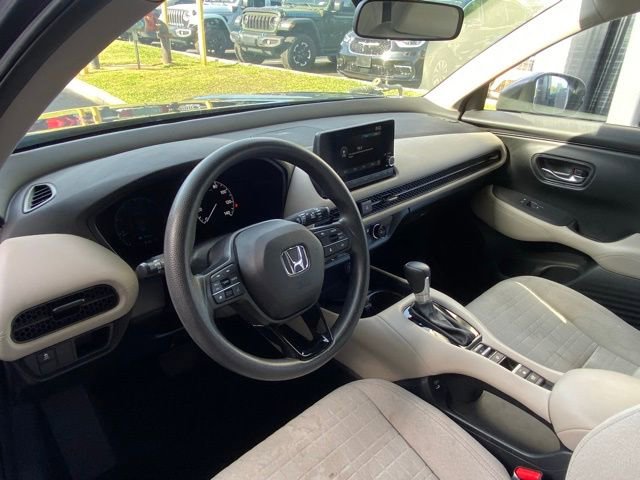 Used 2024 Honda HR-V LX image 13