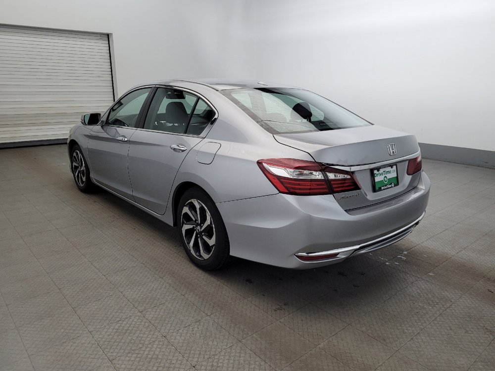 Used 2017 Honda Accord EX image 5
