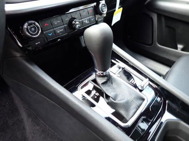 New 2026 Jeep Compass Limited image 17