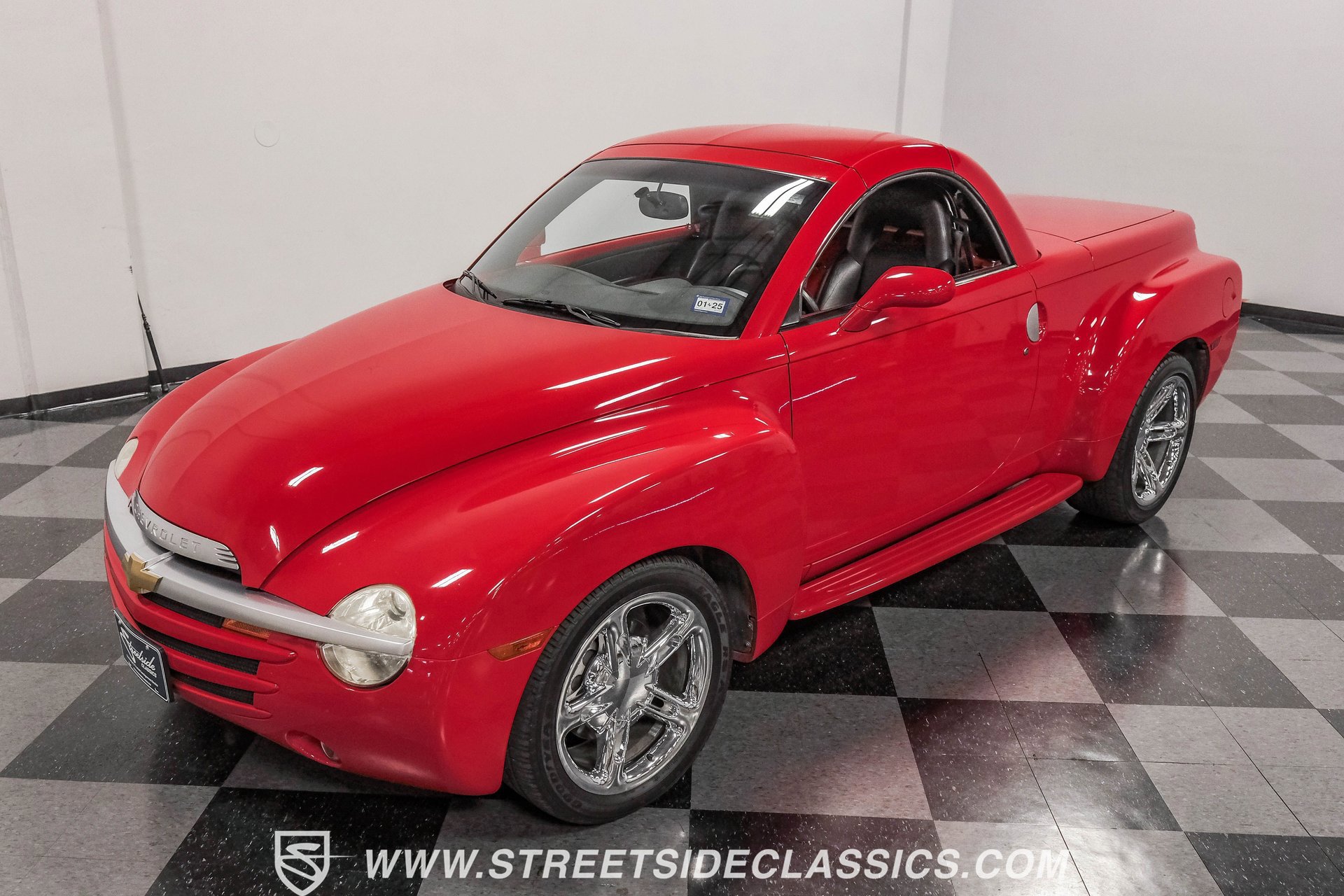 Used 2003 Chevrolet SSR w/ Preferred Equipment Group image 38