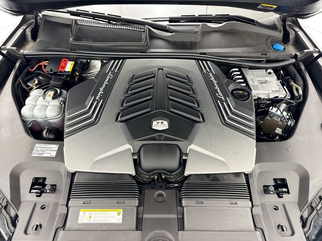 Used 2019 Lamborghini Urus AWD/4WD image 28