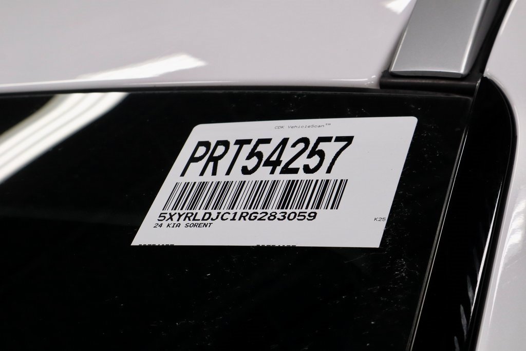 Used 2024 Kia Sorento S image 35