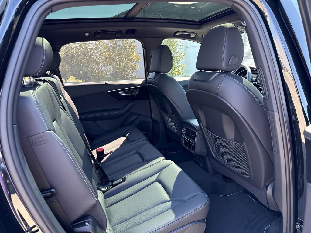 New 2025 Audi Q7 3.0T Premium Plus image 16