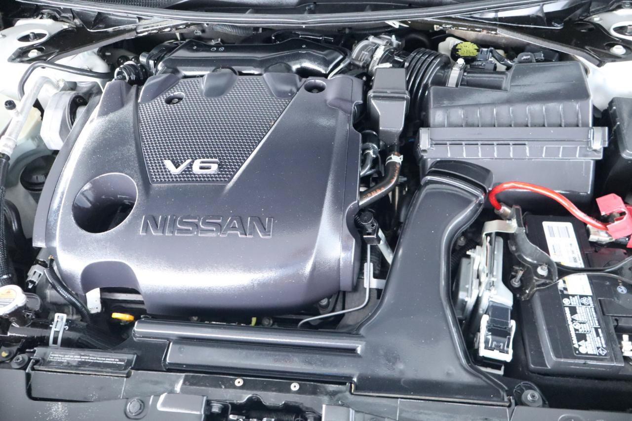 Used 2021 Nissan Maxima 3.5 SV w/ Floor Mat Group FWD image 41