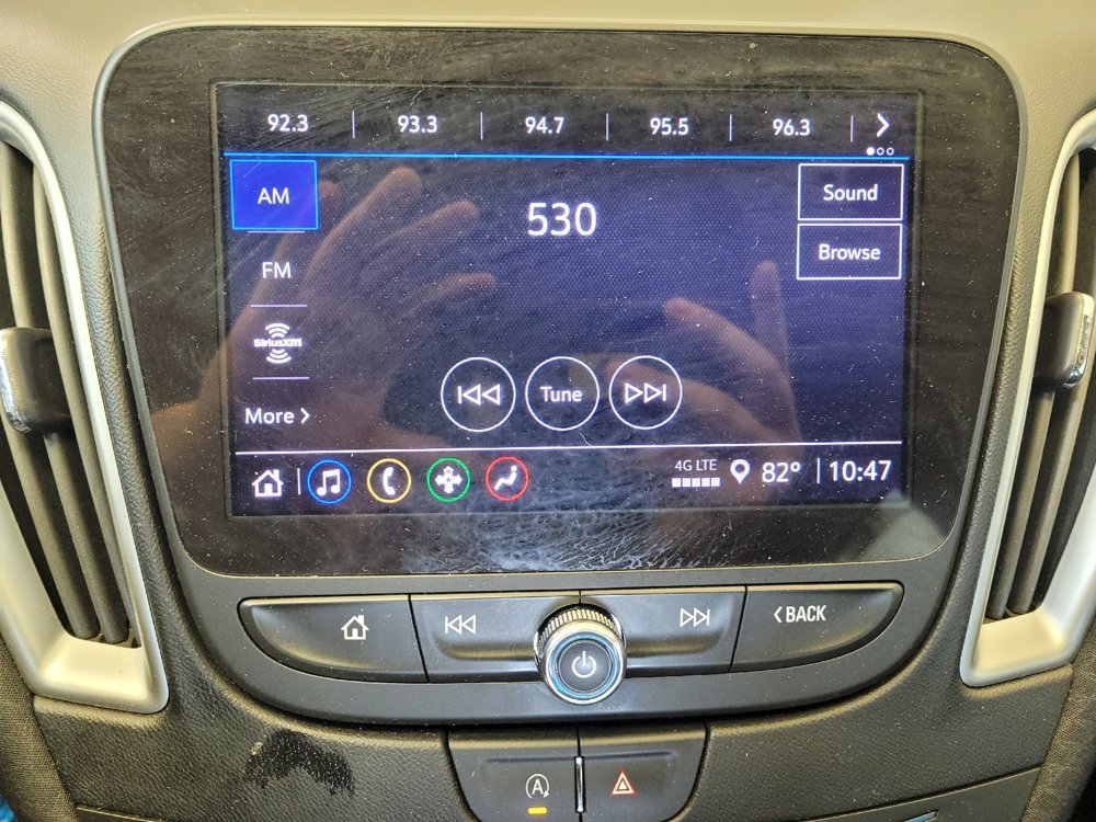 Used 2022 Chevrolet Malibu LT FWD image 25