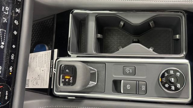 New 2026 Nissan Pathfinder Platinum w/ Lighting Package image 30