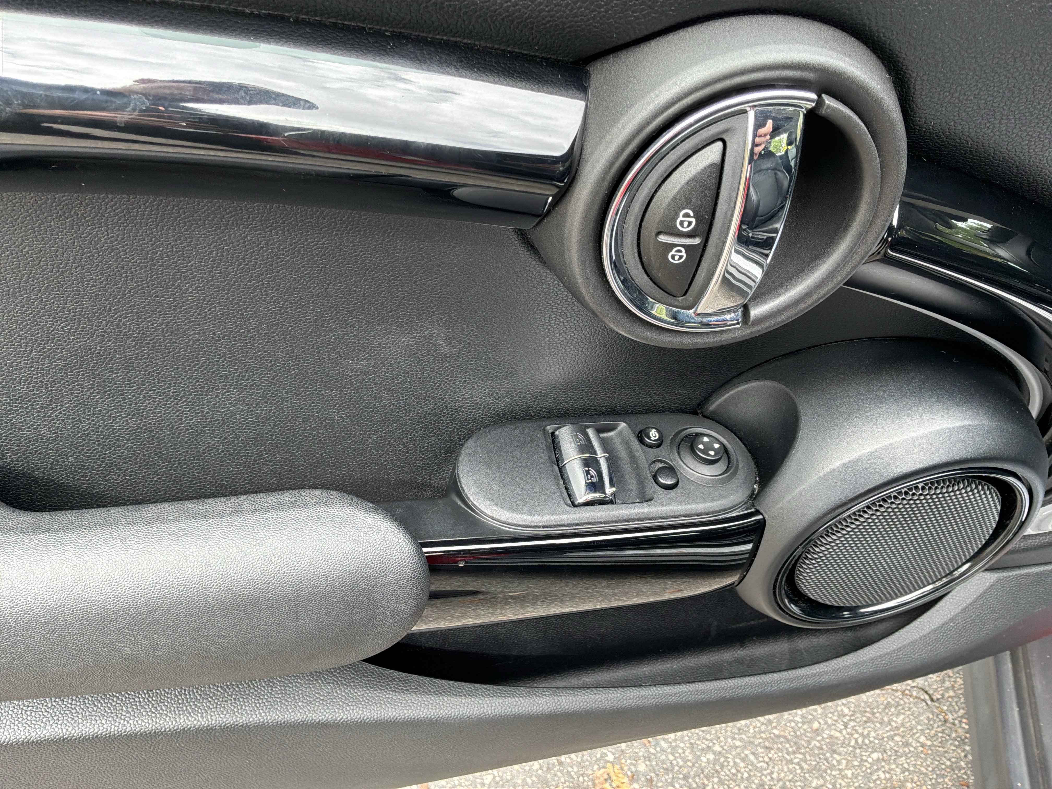 Used 2022 MINI Cooper S w/ Premium Package FWD image 15