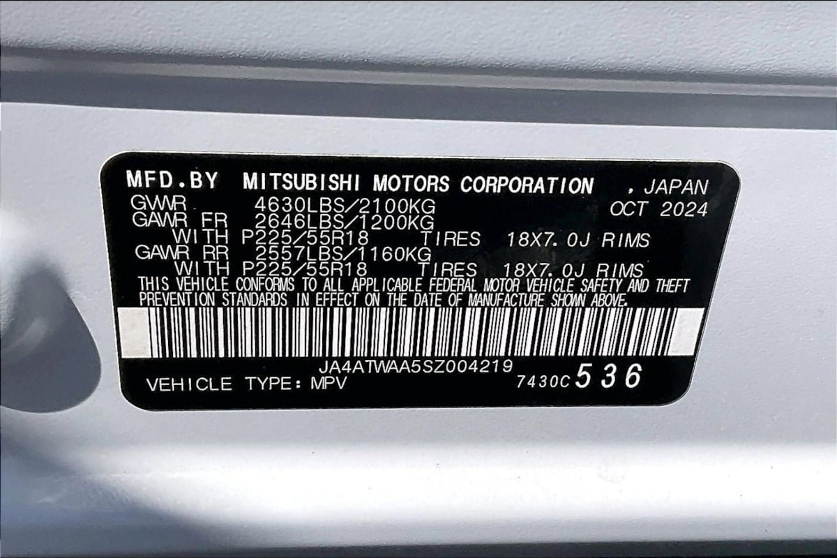 Used 2025 Mitsubishi Eclipse Cross AWD image 30