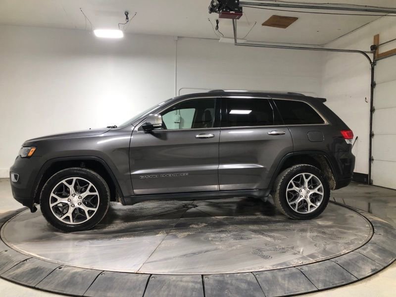 Used 2019 Jeep Grand Cherokee Limited w/ Luxury Group II image 4