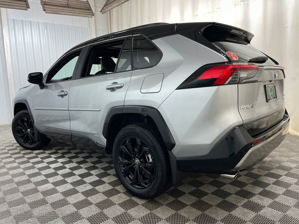 Used 2024 Toyota RAV4 XSE w/ Advanced Technology Package AWD/4WD image 47