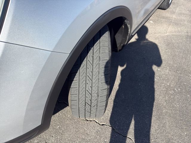 Used 2019 Ford Explorer XLT w/ Equipment Group 201A image 26