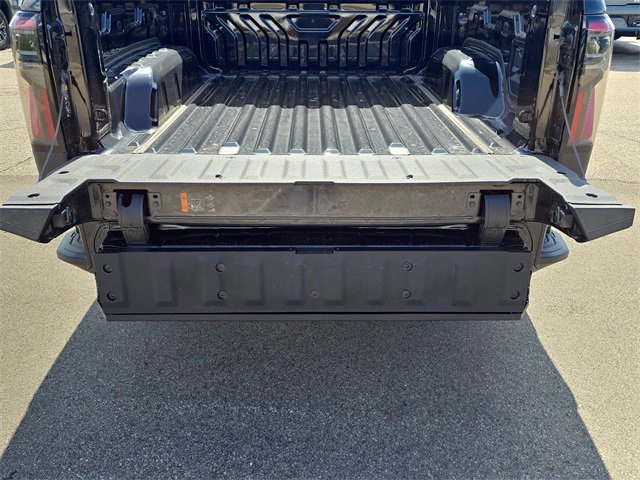 New 2026 GMC Sierra EV Elevation w/ LPO, Elevation Dark Package image 26