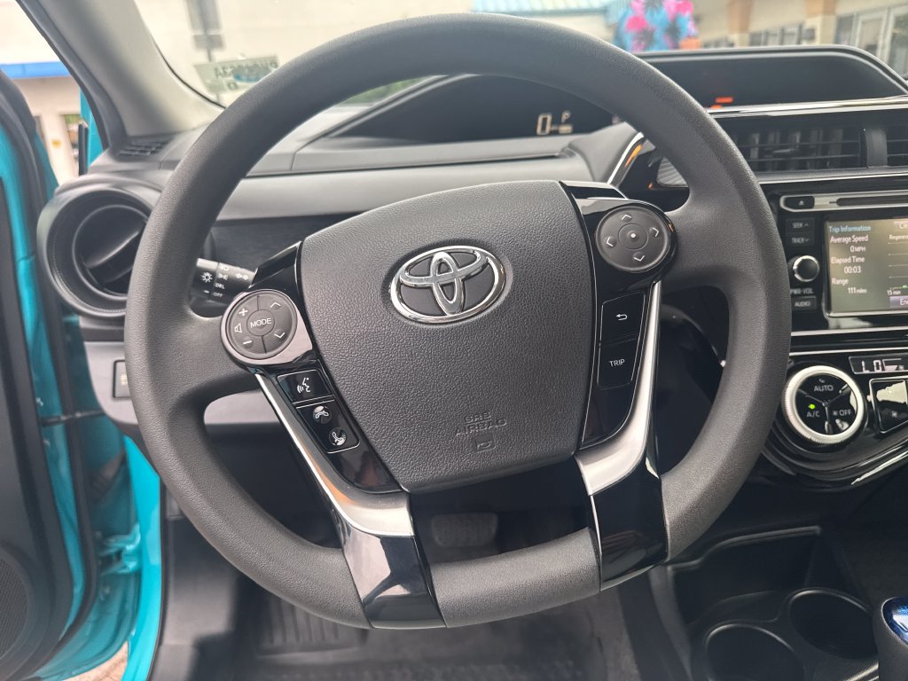 Used 2018 Toyota Prius C One FWD image 15