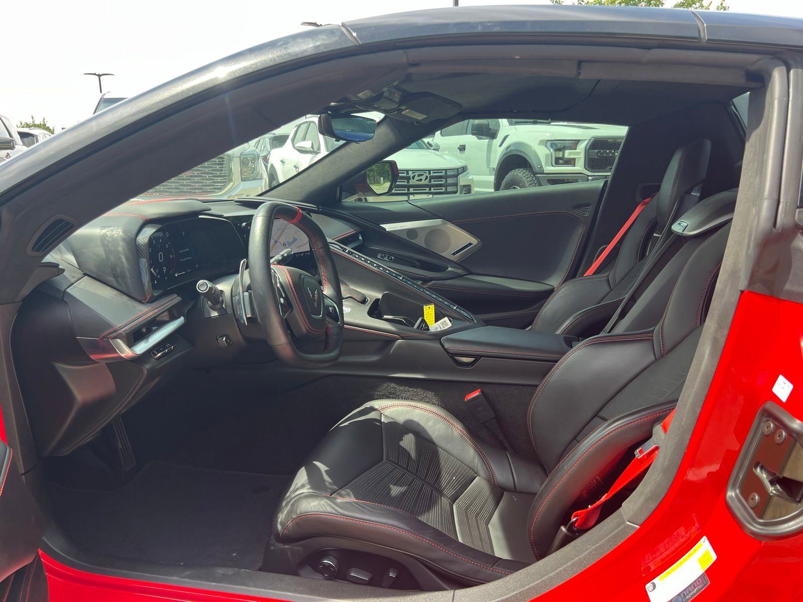 Used 2023 Chevrolet Corvette Stingray Premium Conv w/ Z51 Performance Package RWD image 16