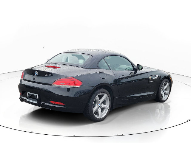 Used 2015 BMW Z4 sDrive28i RWD image 3