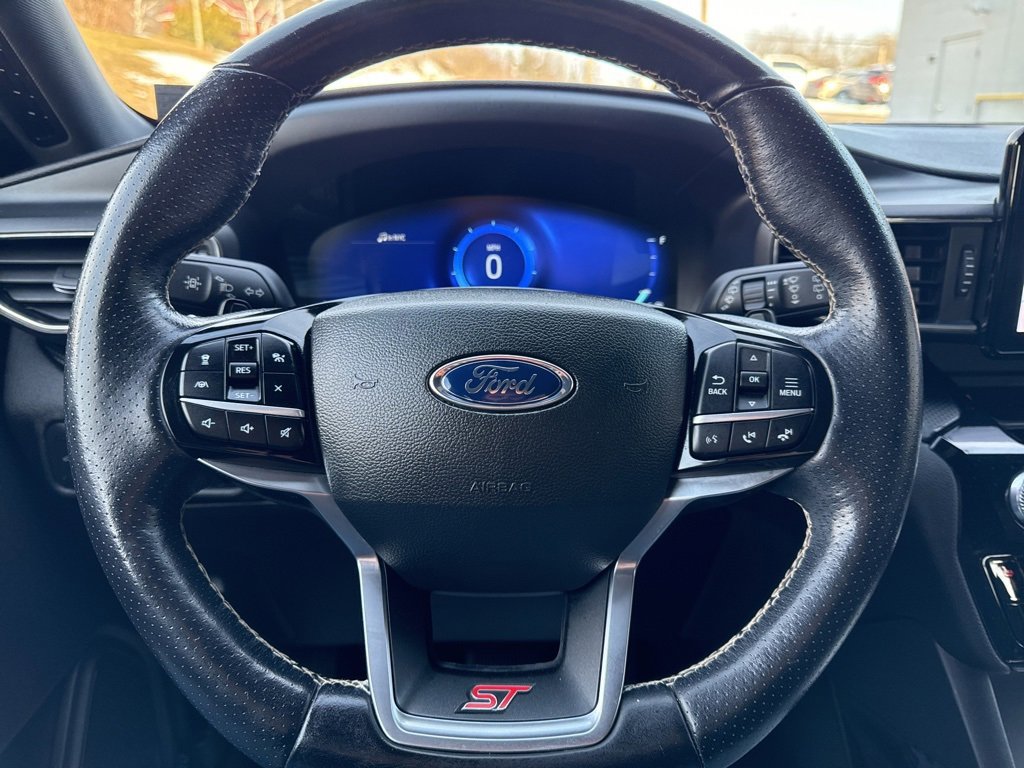 Used 2022 Ford Explorer ST w/ ST Street Pack image 24