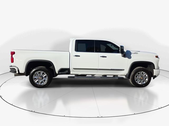 Used 2024 Chevrolet Silverado 2500 High Country w/ High Country Premium Package AWD/4WD image 12
