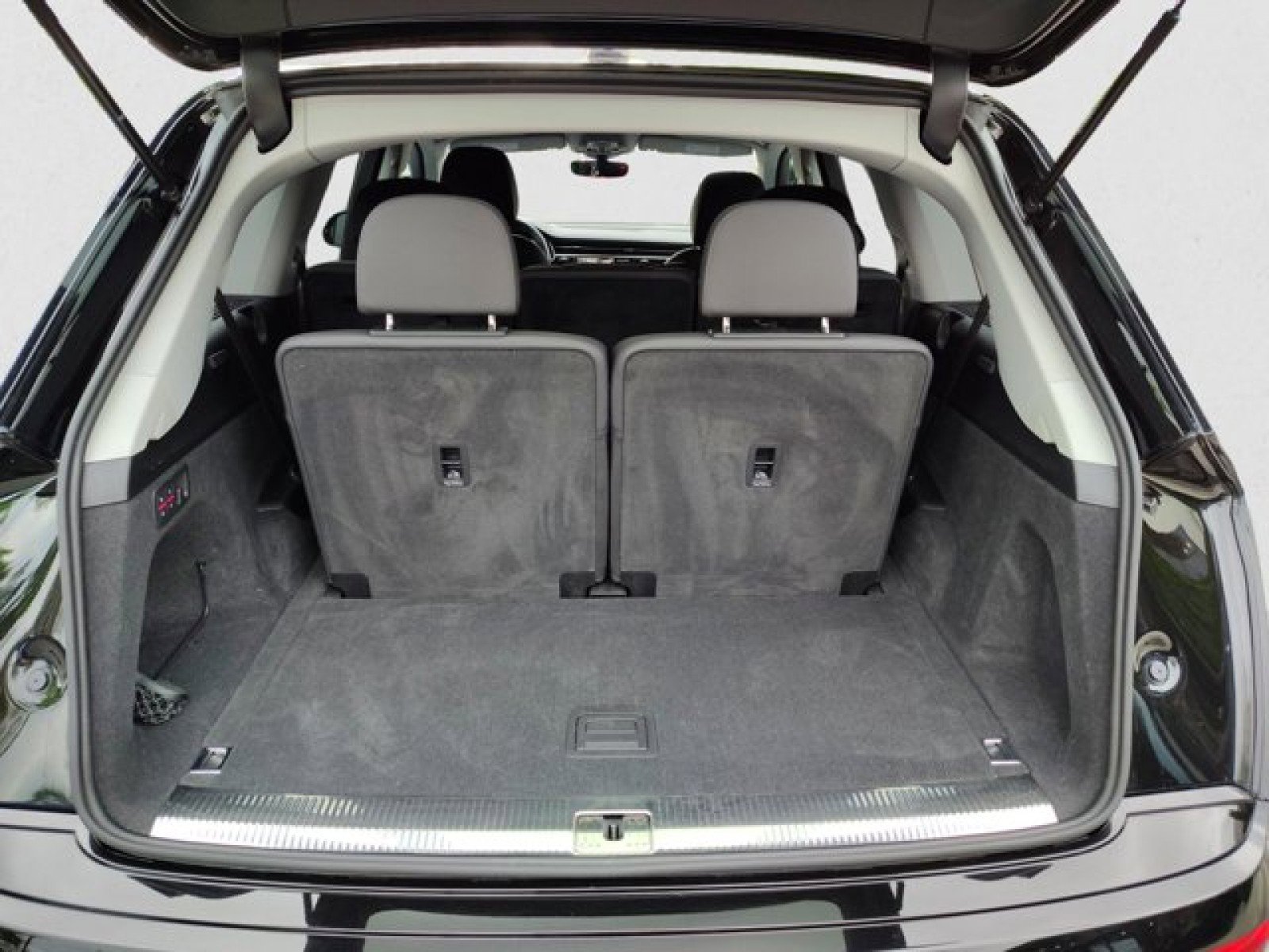 Used 2023 Audi Q7 2.0T Premium Plus AWD/4WD image 20