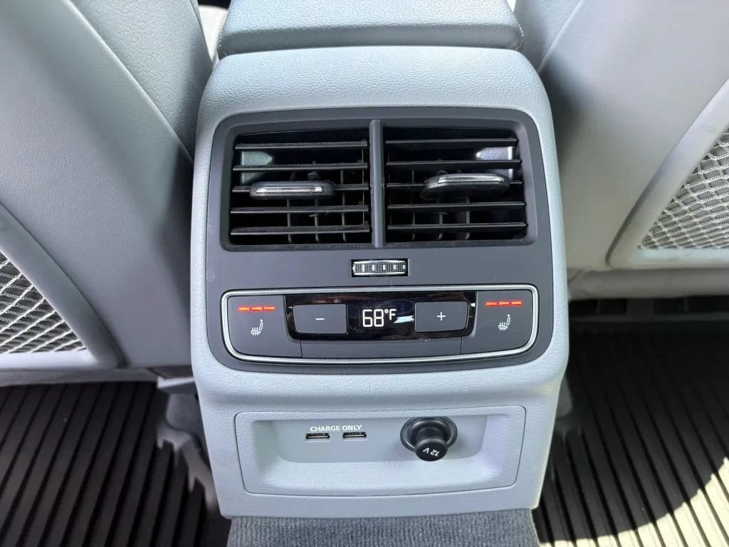 Used 2019 Audi A4 2.0T Premium Plus AWD/4WD image 11