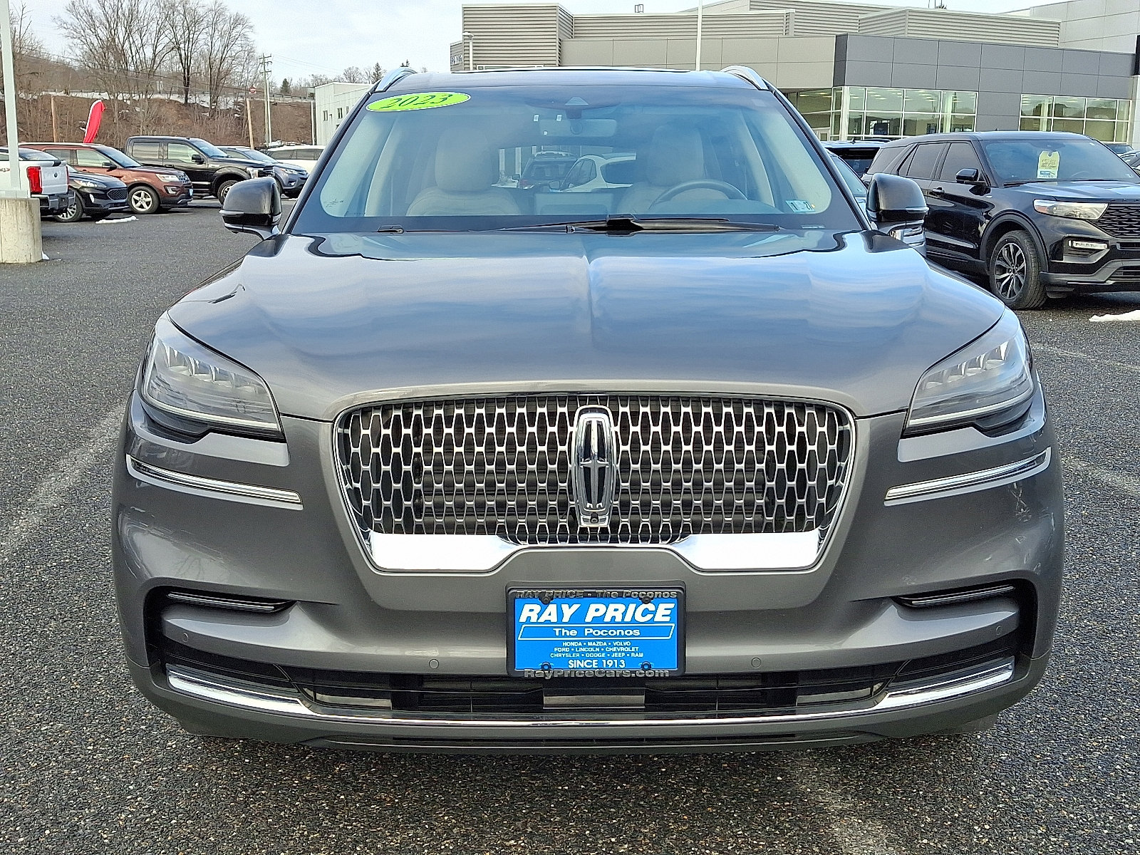Certified 2023 Lincoln Aviator Reserve w/ Elements Package Plus image 2