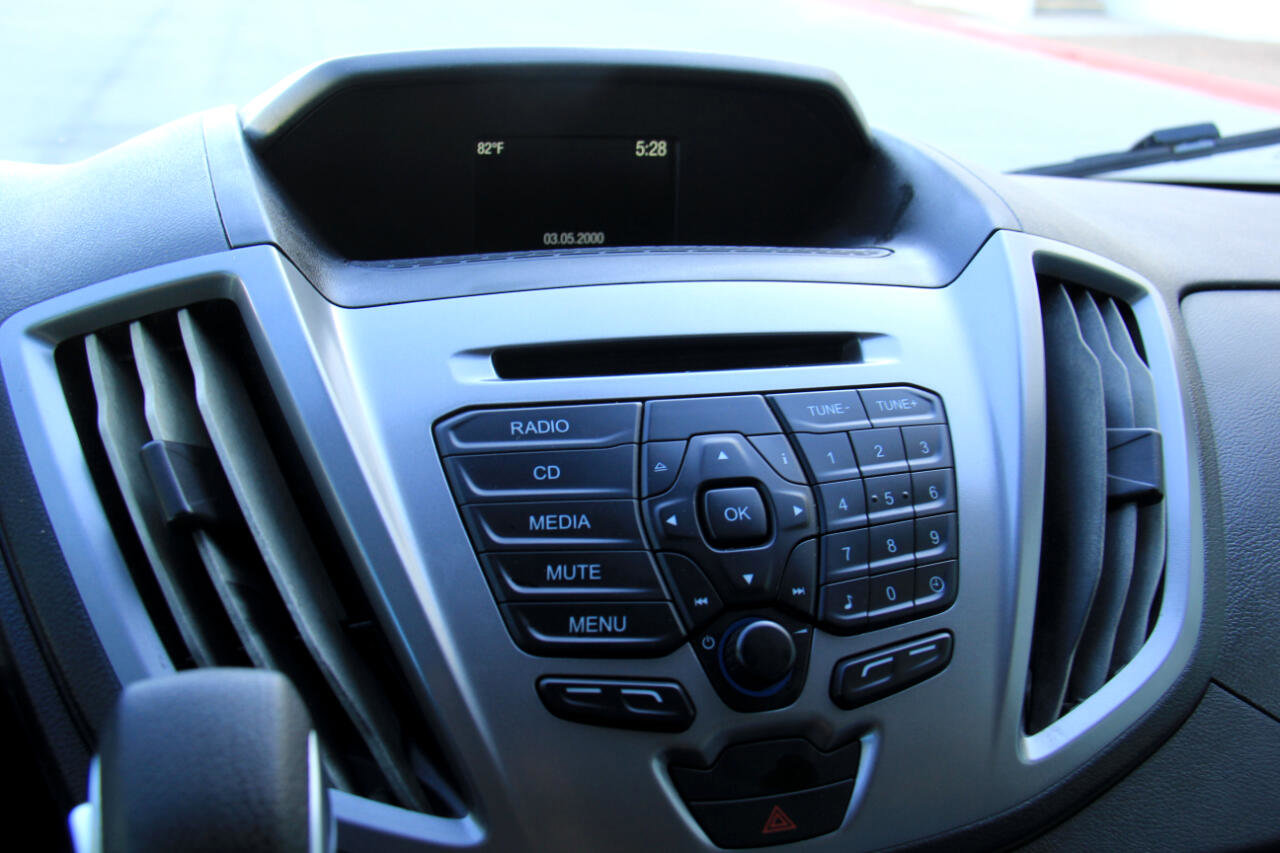 Used 2018 Ford Transit 350 XLT image 11