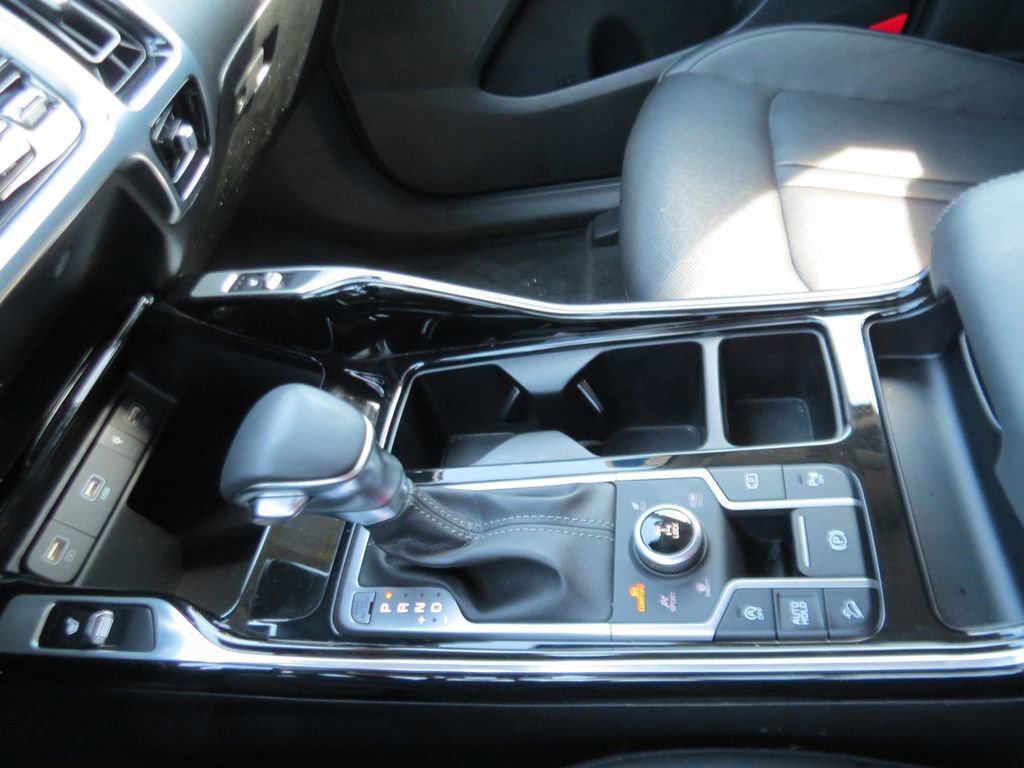 Used 2023 Kia Sorento SX image 25