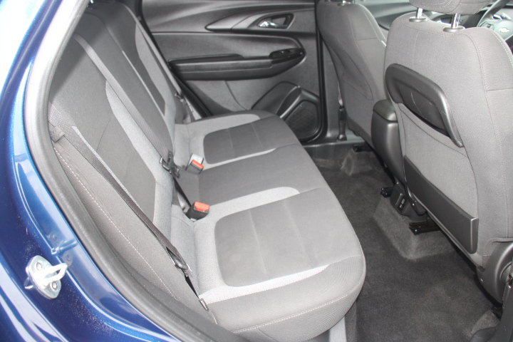 Used 2022 Chevrolet TrailBlazer LT w/ Convenience Package FWD image 17