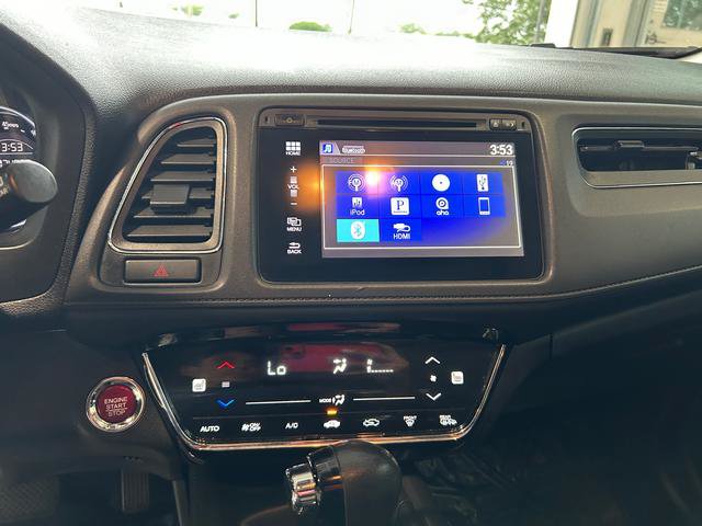 Used 2017 Honda HR-V EX image 16